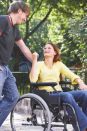 Femme en fauteuil roulant